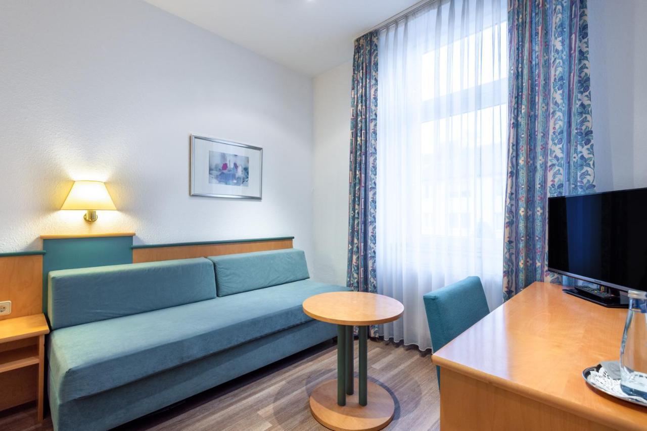 Hotel Zur Krone ميربش المظهر الخارجي الصورة