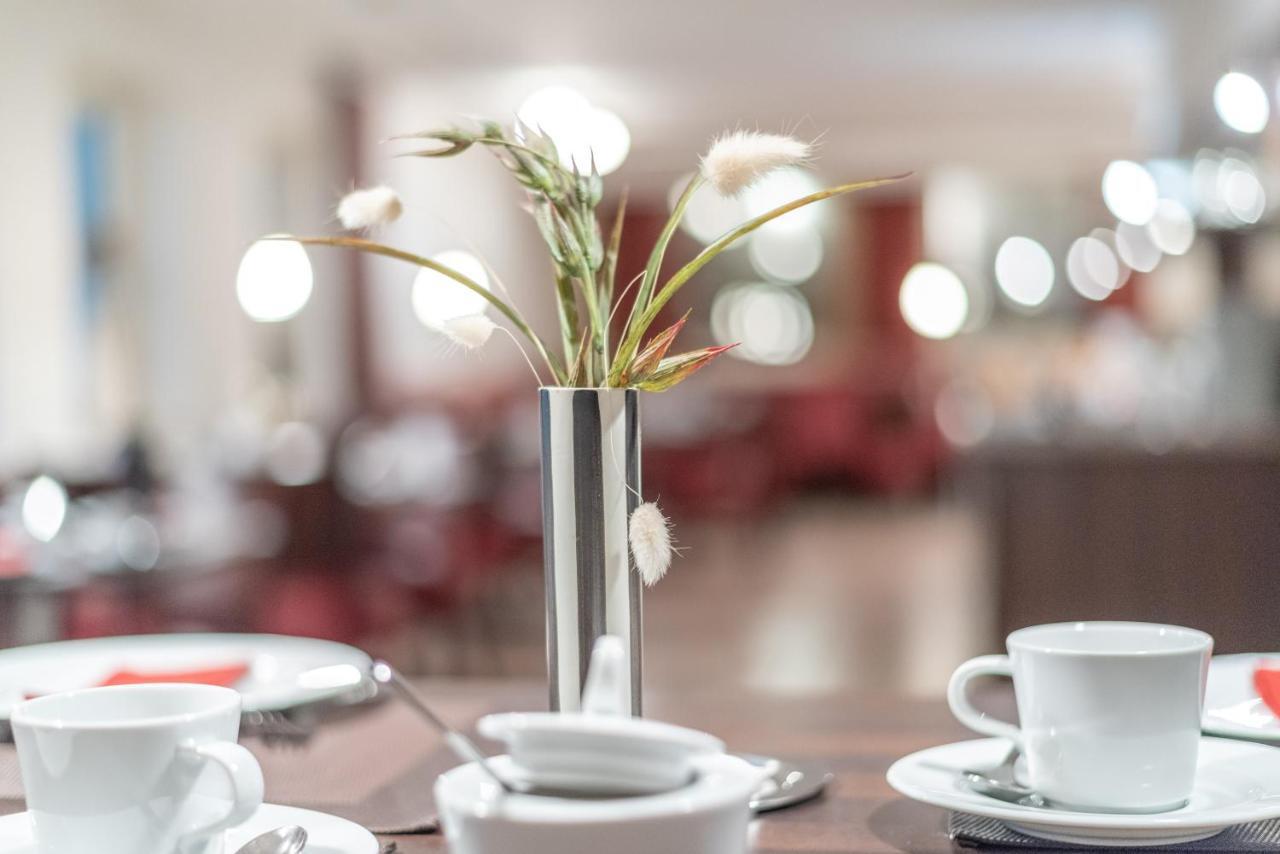 Hotel Zur Krone ميربش المظهر الخارجي الصورة